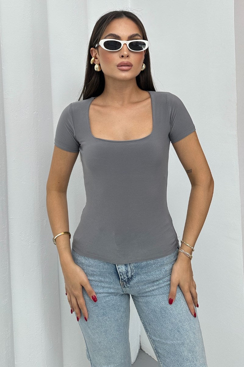 Kadın Kısa Kollu T-Shirt Kare Yaka Çift Kat Sandy Kumaş Crop T-Shirt
